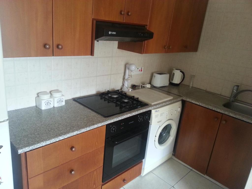 Faneromeni Court Apartment Paphos Ruang foto