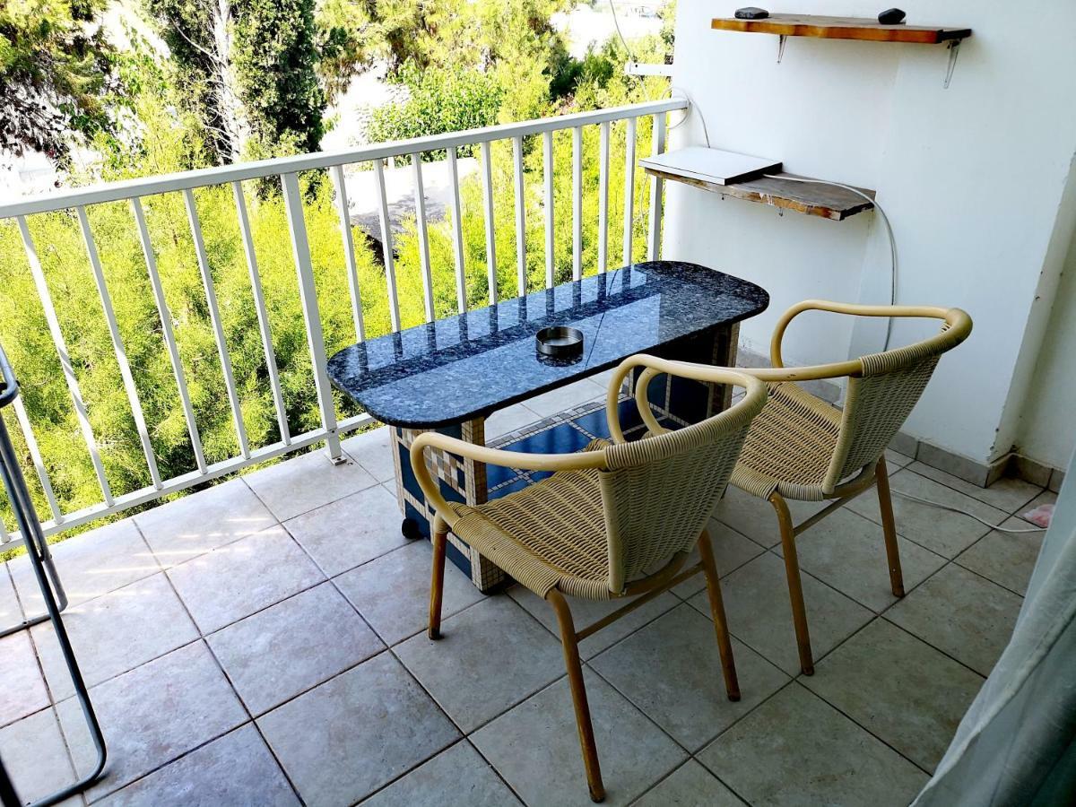 Faneromeni Court Apartment Paphos Bagian luar foto